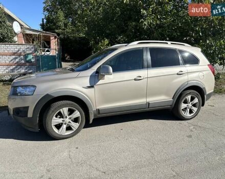 Бежевый Шевроле Каптива, объемом двигателя 2.23 л и пробегом 170 тыс. км за 13500 $, фото 1 на Automoto.ua