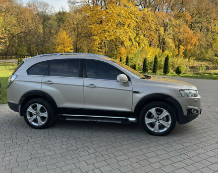 Бежевый Шевроле Каптива, объемом двигателя 3 л и пробегом 178 тыс. км за 12900 $, фото 9 на Automoto.ua