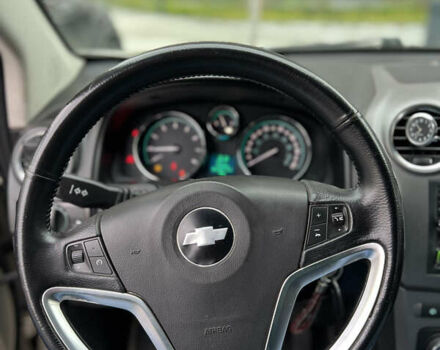 Бежевый Шевроле Каптива, объемом двигателя 2.38 л и пробегом 247 тыс. км за 9000 $, фото 9 на Automoto.ua