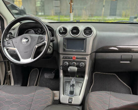 Бежевый Шевроле Каптива, объемом двигателя 2.38 л и пробегом 247 тыс. км за 9000 $, фото 17 на Automoto.ua