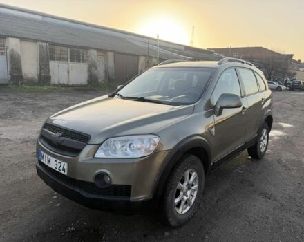 Бежевий Шевроле Каптіва, об'ємом двигуна 2 л та пробігом 252 тис. км за 4000 $, фото 1 на Automoto.ua