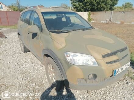 Бежевый Шевроле Каптива, объемом двигателя 0 л и пробегом 200 тыс. км за 2000 $, фото 1 на Automoto.ua