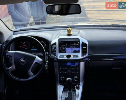 Бежевый Шевроле Каптива, объемом двигателя 2.38 л и пробегом 216 тыс. км за 9500 $, фото 1 на Automoto.ua