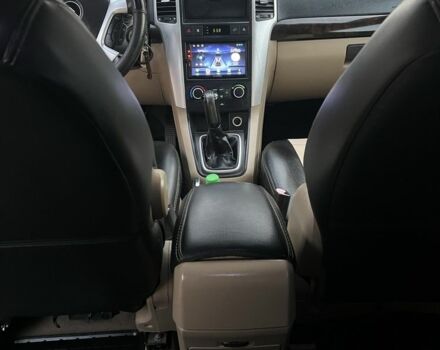 Черный Шевроле Каптива, объемом двигателя 2 л и пробегом 240 тыс. км за 7600 $, фото 7 на Automoto.ua