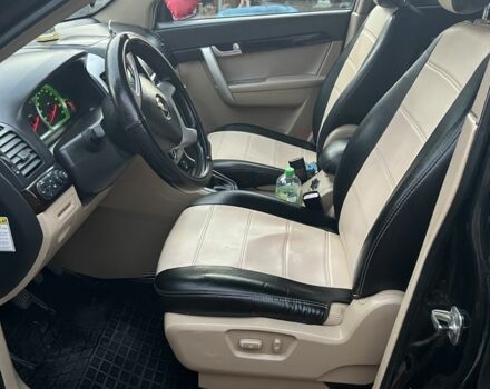 Черный Шевроле Каптива, объемом двигателя 2 л и пробегом 240 тыс. км за 7600 $, фото 6 на Automoto.ua