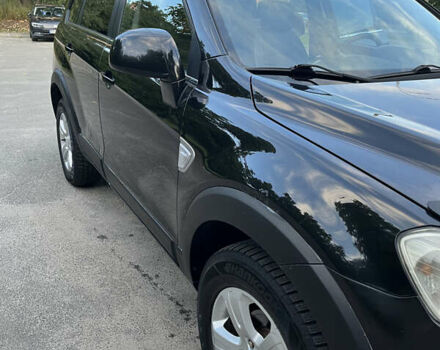 Черный Шевроле Каптива, объемом двигателя 1.99 л и пробегом 184 тыс. км за 8800 $, фото 1 на Automoto.ua