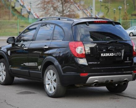 Черный Шевроле Каптива, объемом двигателя 2 л и пробегом 215 тыс. км за 8400 $, фото 5 на Automoto.ua