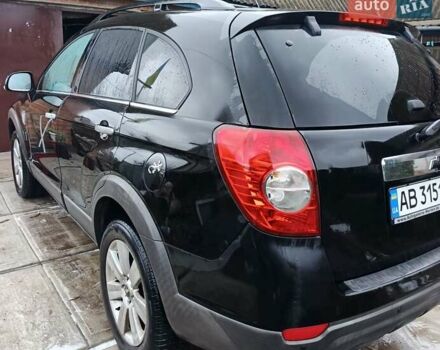 Черный Шевроле Каптива, объемом двигателя 2.41 л и пробегом 173 тыс. км за 7450 $, фото 4 на Automoto.ua
