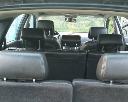 Черный Шевроле Каптива, объемом двигателя 2.4 л и пробегом 206 тыс. км за 3499 $, фото 9 на Automoto.ua