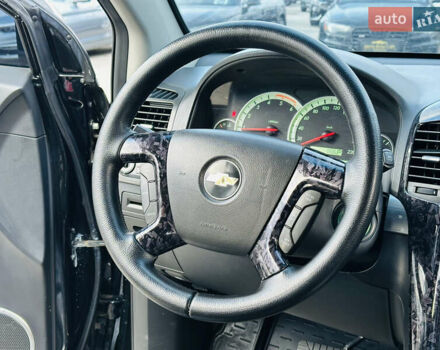 Чорний Шевроле Каптіва, об'ємом двигуна 1.99 л та пробігом 225 тис. км за 8600 $, фото 20 на Automoto.ua