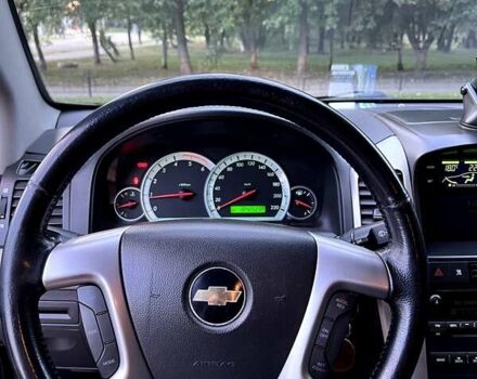 Черный Шевроле Каптива, объемом двигателя 1.99 л и пробегом 184 тыс. км за 8800 $, фото 7 на Automoto.ua