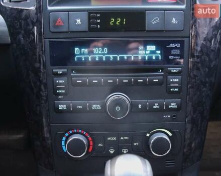 Чорний Шевроле Каптіва, об'ємом двигуна 1.99 л та пробігом 215 тис. км за 8400 $, фото 13 на Automoto.ua