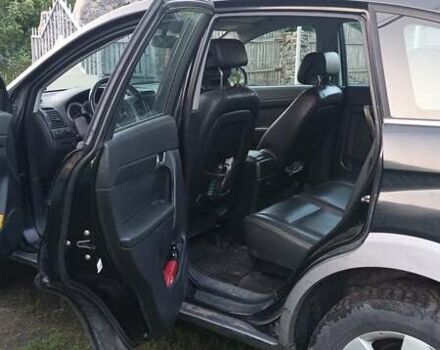 Черный Шевроле Каптива, объемом двигателя 2.4 л и пробегом 206 тыс. км за 3499 $, фото 4 на Automoto.ua