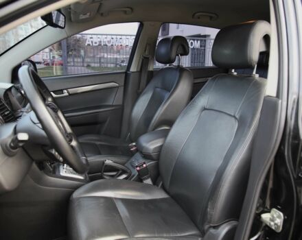 Черный Шевроле Каптива, объемом двигателя 2 л и пробегом 215 тыс. км за 8400 $, фото 6 на Automoto.ua