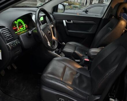 Чорний Шевроле Каптіва, об'ємом двигуна 2 л та пробігом 195 тис. км за 4900 $, фото 4 на Automoto.ua