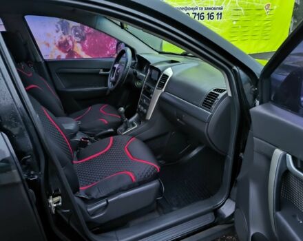 Черный Шевроле Каптива, объемом двигателя 2.4 л и пробегом 285 тыс. км за 6450 $, фото 5 на Automoto.ua