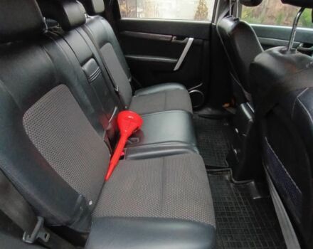 Чорний Шевроле Каптіва, об'ємом двигуна 2 л та пробігом 360 тис. км за 4000 $, фото 3 на Automoto.ua