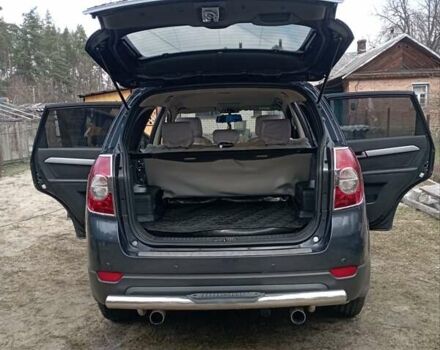 Черный Шевроле Каптива, объемом двигателя 2.4 л и пробегом 234 тыс. км за 8800 $, фото 6 на Automoto.ua