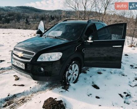 Черный Шевроле Каптива, объемом двигателя 2.4 л и пробегом 172 тыс. км за 8500 $, фото 6 на Automoto.ua