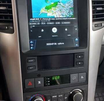 Черный Шевроле Каптива, объемом двигателя 2 л и пробегом 139 тыс. км за 8900 $, фото 3 на Automoto.ua