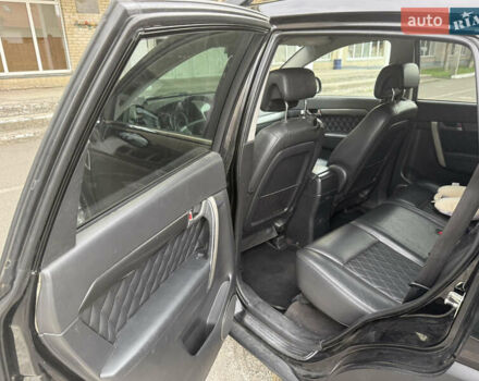 Черный Шевроле Каптива, объемом двигателя 2.41 л и пробегом 243 тыс. км за 8000 $, фото 5 на Automoto.ua