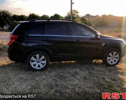 Черный Шевроле Каптива, объемом двигателя 2.4 л и пробегом 186 тыс. км за 7800 $, фото 1 на Automoto.ua