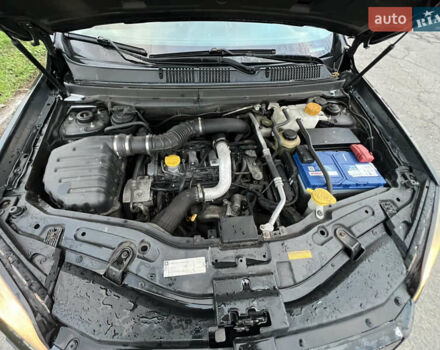 Черный Шевроле Каптива, объемом двигателя 1.99 л и пробегом 277 тыс. км за 8750 $, фото 4 на Automoto.ua