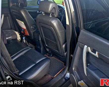 Черный Шевроле Каптива, объемом двигателя 3.2 л и пробегом 260 тыс. км за 7800 $, фото 4 на Automoto.ua