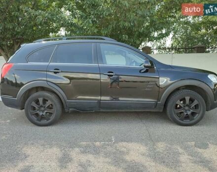 Чорний Шевроле Каптіва, об'ємом двигуна 2 л та пробігом 317 тис. км за 7000 $, фото 3 на Automoto.ua