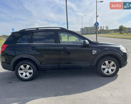 Чорний Шевроле Каптіва, об'ємом двигуна 2 л та пробігом 143 тис. км за 4850 $, фото 4 на Automoto.ua