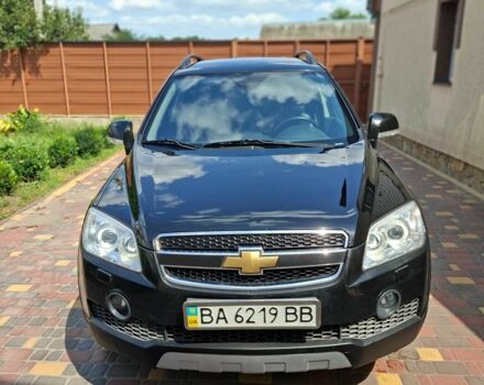 Черный Шевроле Каптива, объемом двигателя 3.2 л и пробегом 270 тыс. км за 8000 $, фото 1 на Automoto.ua