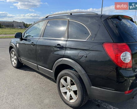 Чорний Шевроле Каптіва, об'ємом двигуна 2 л та пробігом 143 тис. км за 4850 $, фото 3 на Automoto.ua