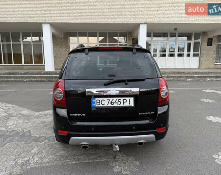 Черный Шевроле Каптива, объемом двигателя 2.41 л и пробегом 243 тыс. км за 8000 $, фото 7 на Automoto.ua