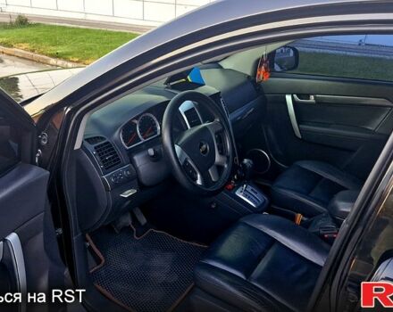 Черный Шевроле Каптива, объемом двигателя 3.2 л и пробегом 260 тыс. км за 7800 $, фото 5 на Automoto.ua