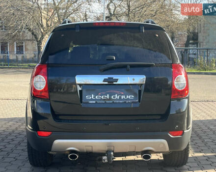 Черный Шевроле Каптива, объемом двигателя 1.99 л и пробегом 212 тыс. км за 9299 $, фото 4 на Automoto.ua