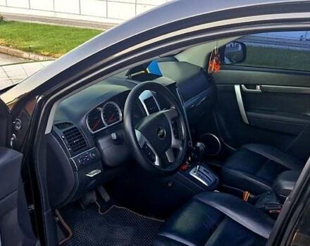 Черный Шевроле Каптива, объемом двигателя 3.2 л и пробегом 260 тыс. км за 7800 $, фото 4 на Automoto.ua