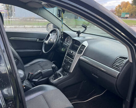 Черный Шевроле Каптива, объемом двигателя 1.99 л и пробегом 277 тыс. км за 8750 $, фото 7 на Automoto.ua