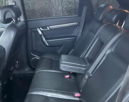 Черный Шевроле Каптива, объемом двигателя 1.99 л и пробегом 324 тыс. км за 7800 $, фото 19 на Automoto.ua