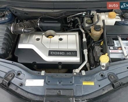 Черный Шевроле Каптива, объемом двигателя 2.4 л и пробегом 234 тыс. км за 8800 $, фото 3 на Automoto.ua