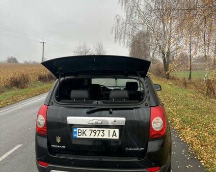 Черный Шевроле Каптива, объемом двигателя 1.99 л и пробегом 324 тыс. км за 7800 $, фото 10 на Automoto.ua