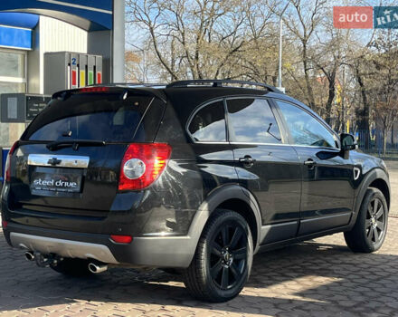 Черный Шевроле Каптива, объемом двигателя 1.99 л и пробегом 212 тыс. км за 9299 $, фото 3 на Automoto.ua