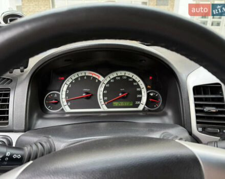 Черный Шевроле Каптива, объемом двигателя 2.41 л и пробегом 243 тыс. км за 8000 $, фото 21 на Automoto.ua