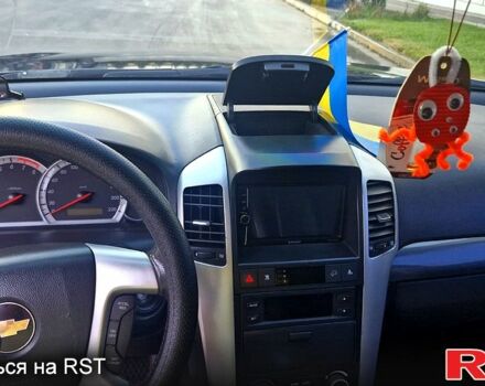 Черный Шевроле Каптива, объемом двигателя 3.2 л и пробегом 260 тыс. км за 7800 $, фото 6 на Automoto.ua