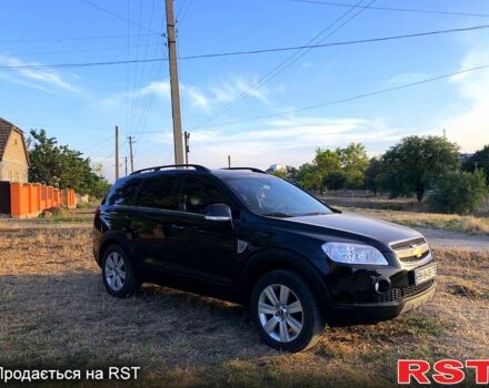 Черный Шевроле Каптива, объемом двигателя 2.4 л и пробегом 186 тыс. км за 7800 $, фото 3 на Automoto.ua