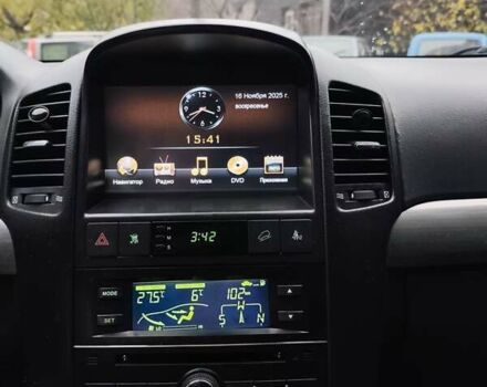 Чорний Шевроле Каптіва, об'ємом двигуна 2.41 л та пробігом 159 тис. км за 8900 $, фото 21 на Automoto.ua