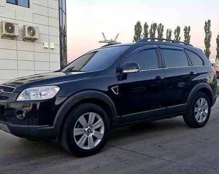 Черный Шевроле Каптива, объемом двигателя 3.2 л и пробегом 260 тыс. км за 7800 $, фото 1 на Automoto.ua