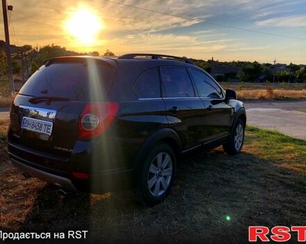 Черный Шевроле Каптива, объемом двигателя 2.4 л и пробегом 186 тыс. км за 7800 $, фото 4 на Automoto.ua
