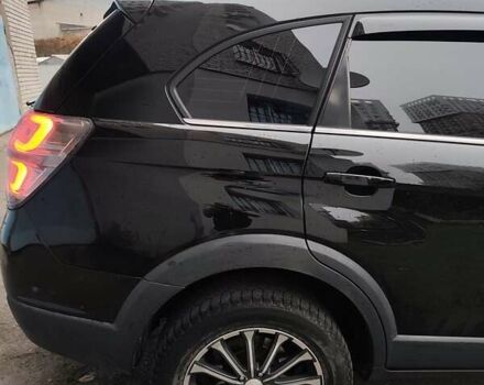 Чорний Шевроле Каптіва, об'ємом двигуна 2.41 л та пробігом 159 тис. км за 8900 $, фото 2 на Automoto.ua