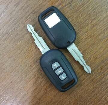 Черный Шевроле Каптива, объемом двигателя 2 л и пробегом 139 тыс. км за 8900 $, фото 44 на Automoto.ua