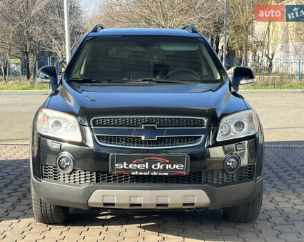 Черный Шевроле Каптива, объемом двигателя 1.99 л и пробегом 212 тыс. км за 9299 $, фото 1 на Automoto.ua